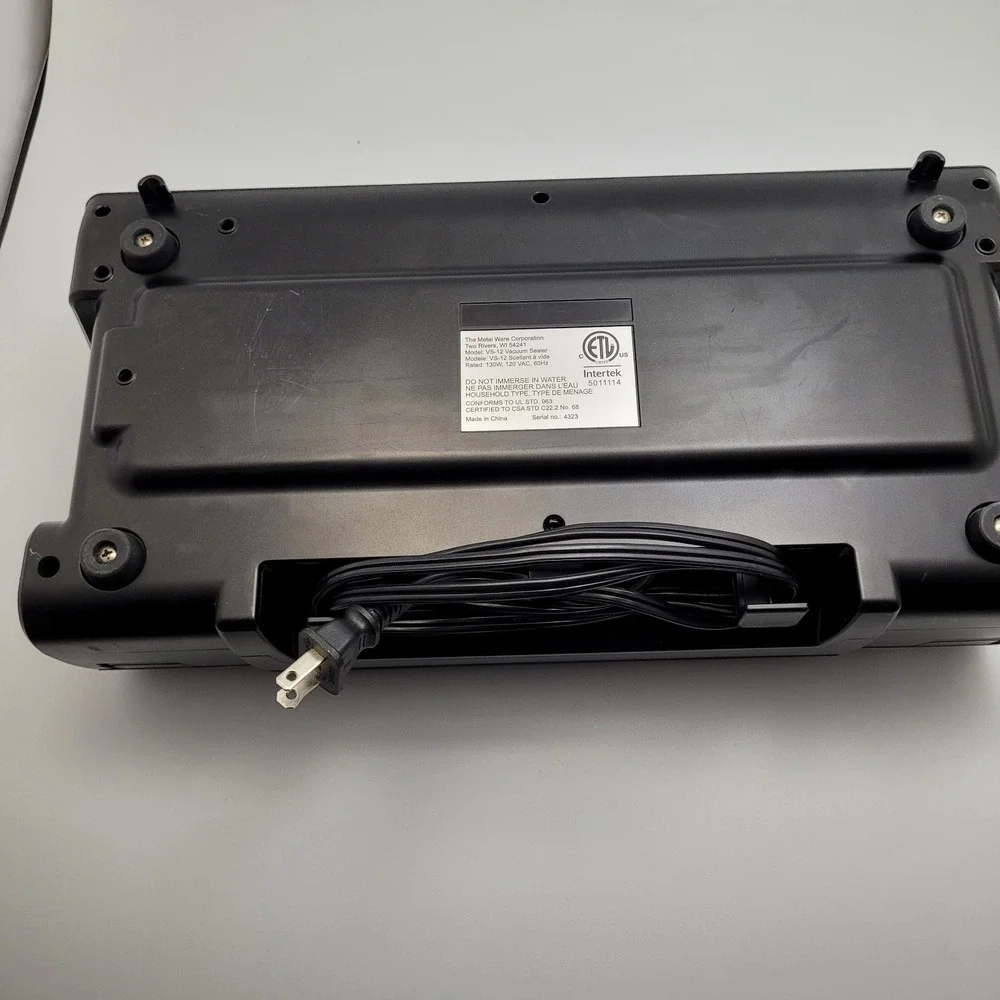 Nesco VS-12 Deluxe Vacuum Sealer 130 Watts Viewing Lid Compact TESTED